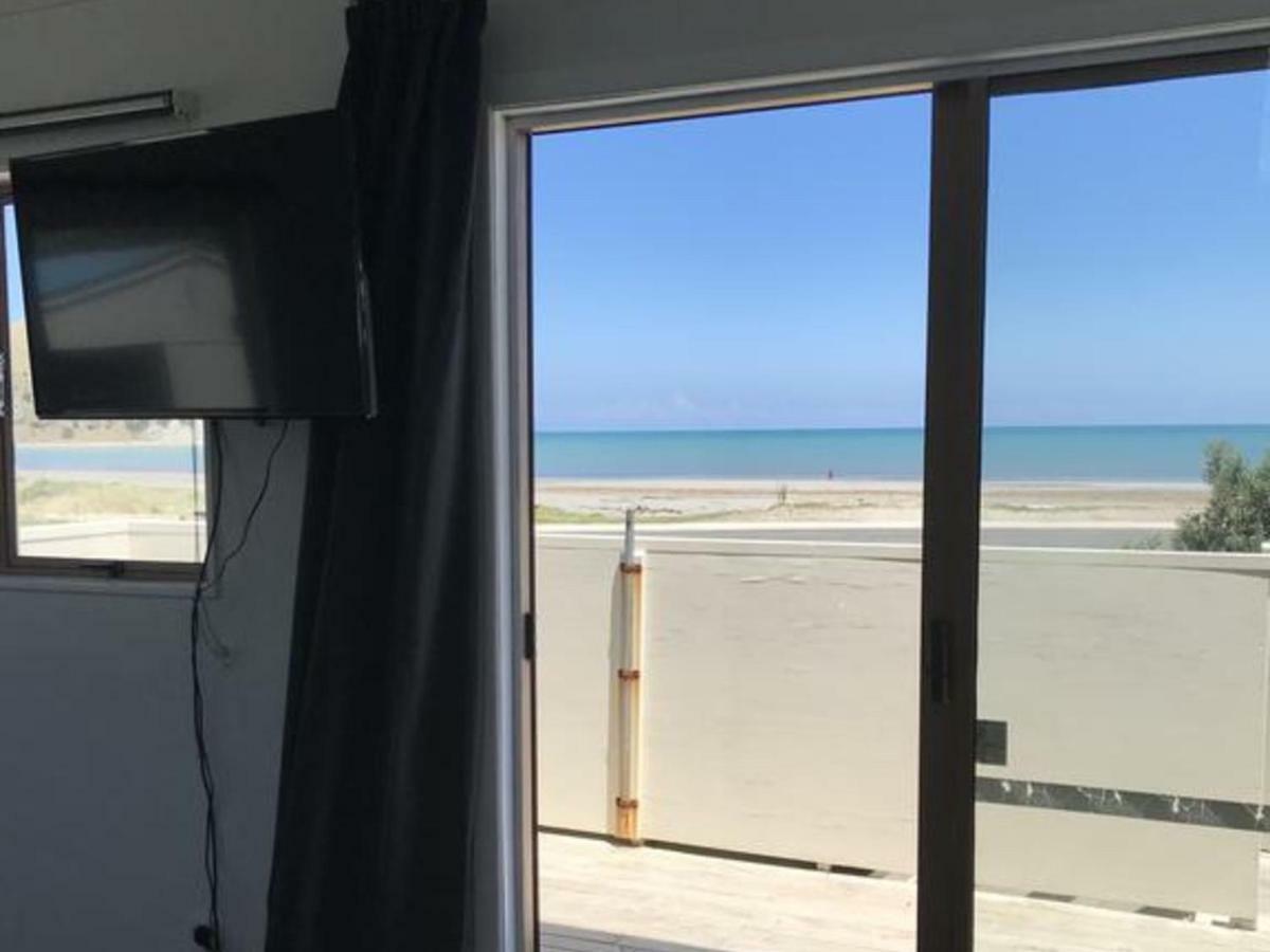 Mahia Motel And Holiday Park Exterior photo