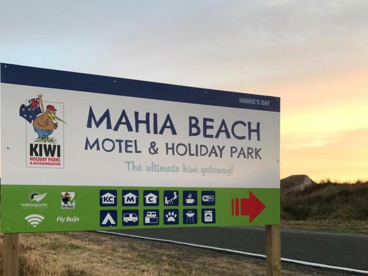 Mahia Motel And Holiday Park Exterior photo